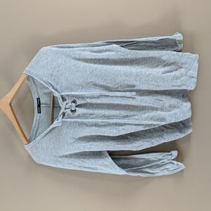 Gray lace front femme by tresics soft long sleeve t-shirt